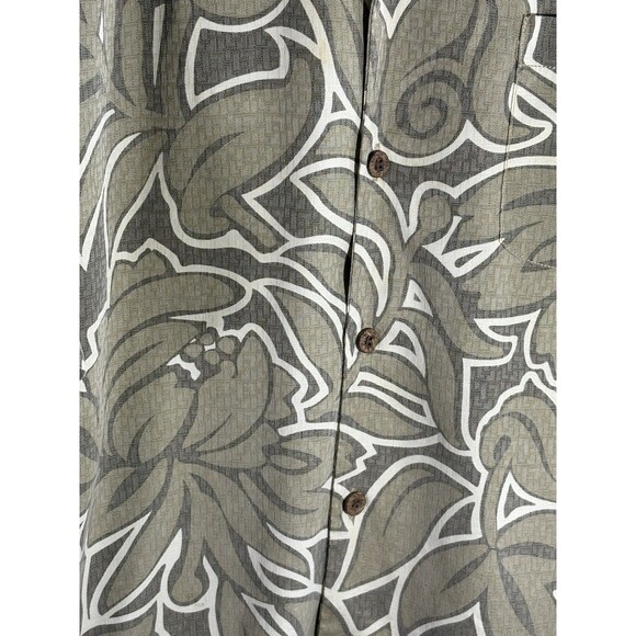 Tommy Bahama 100% Silk Khaki Green & Cream Floral tropical Hawaiian Men XL Shirt - Picture 9 of 9